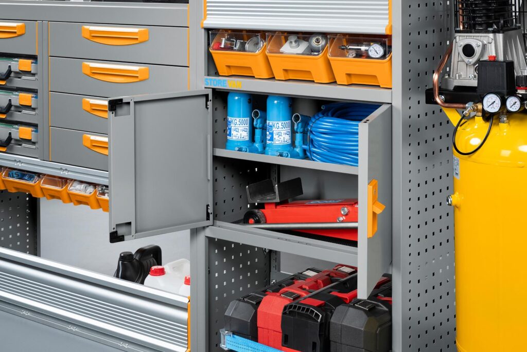Storevan professionele bedrijfswageninrichting