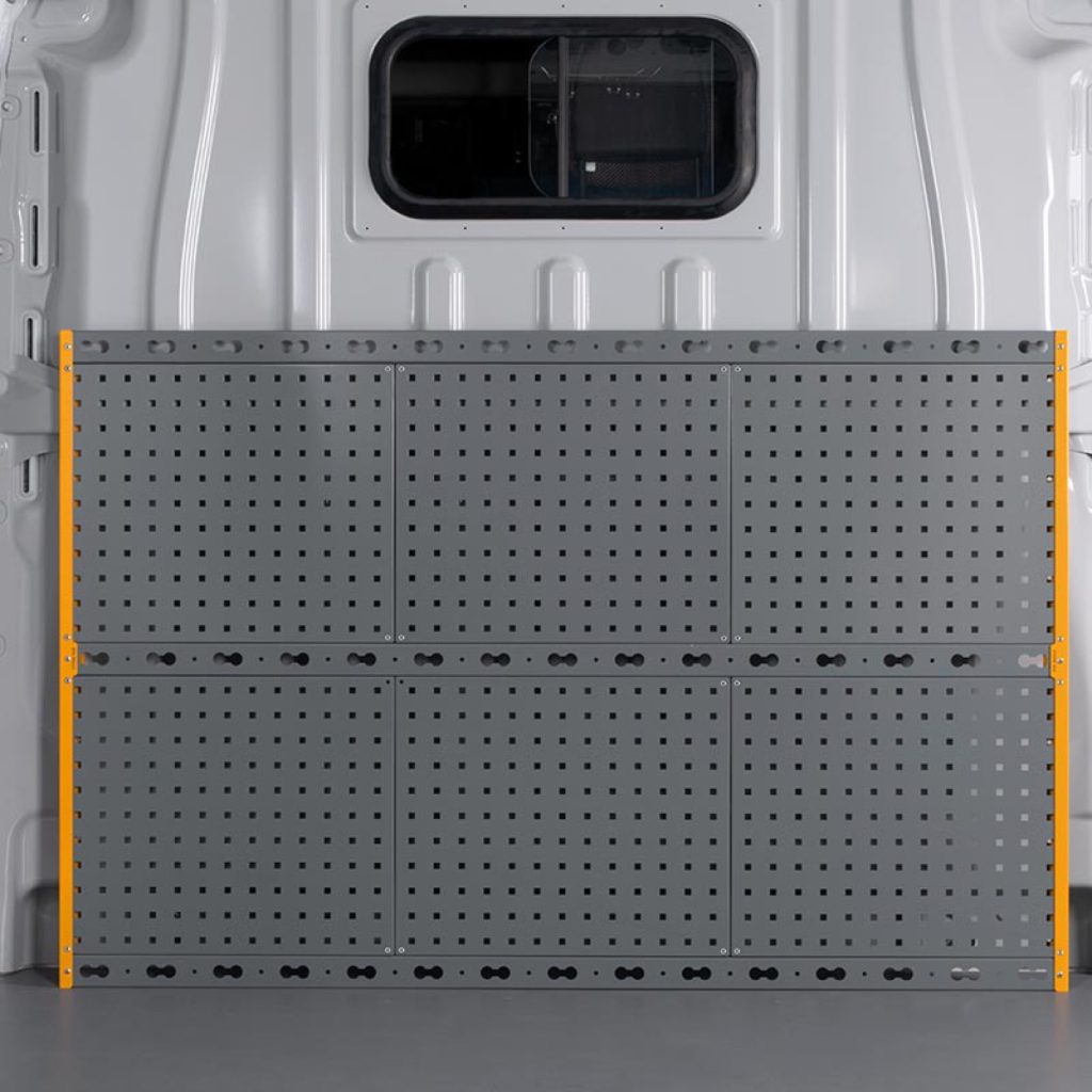 Cabine afscherming in een bestelwagen