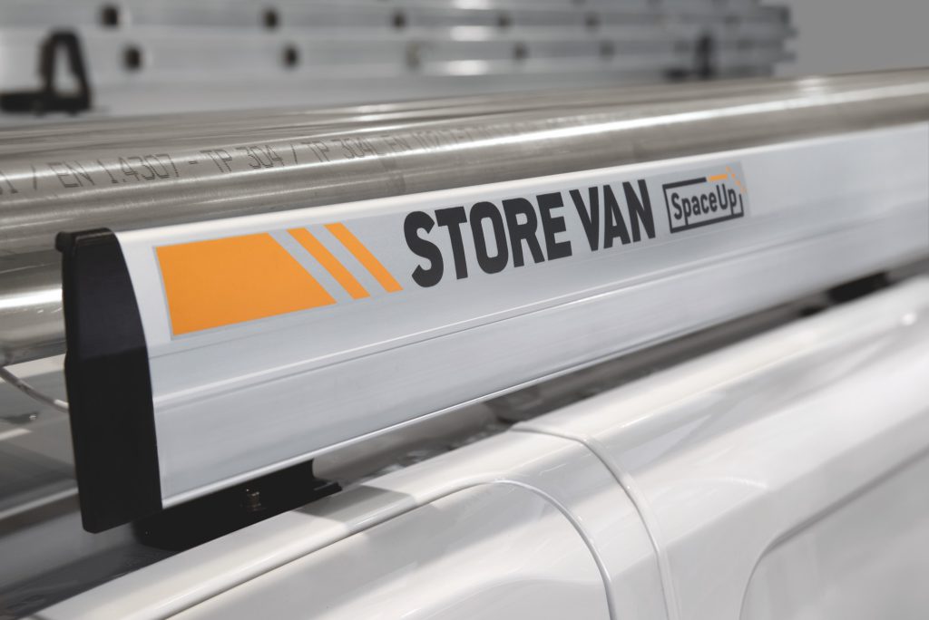 Daktransport op een bestelwagen: led verlichting uit