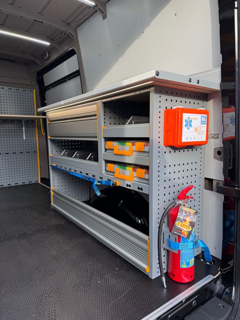Modules voor bedrijfswageninrichting