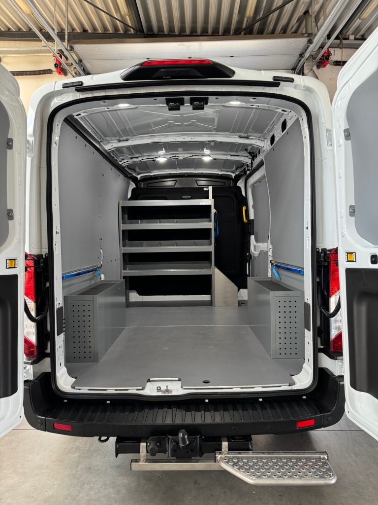 Modules voor bedrijfswageninrichting