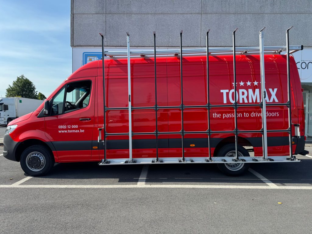 Realisatie Tormax, bedrijfswageninrichting