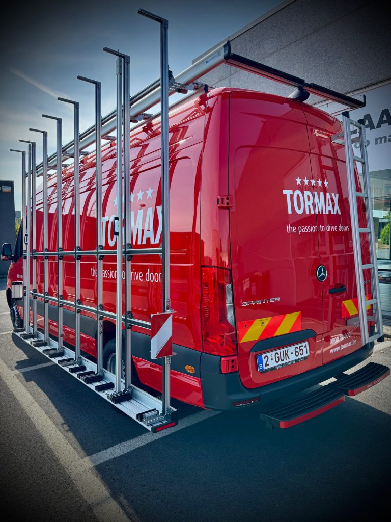 Realisatie Tormax, bedrijfswageninrichting