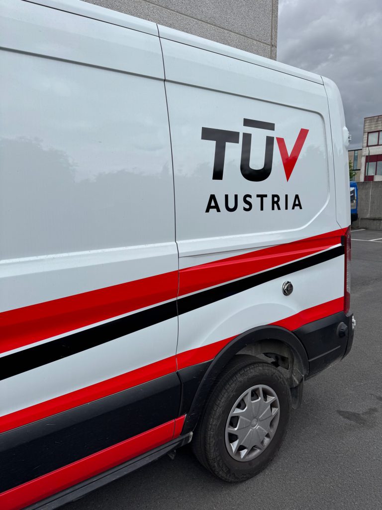 Realisatie TUV Austria, bedrijfswageninrichting