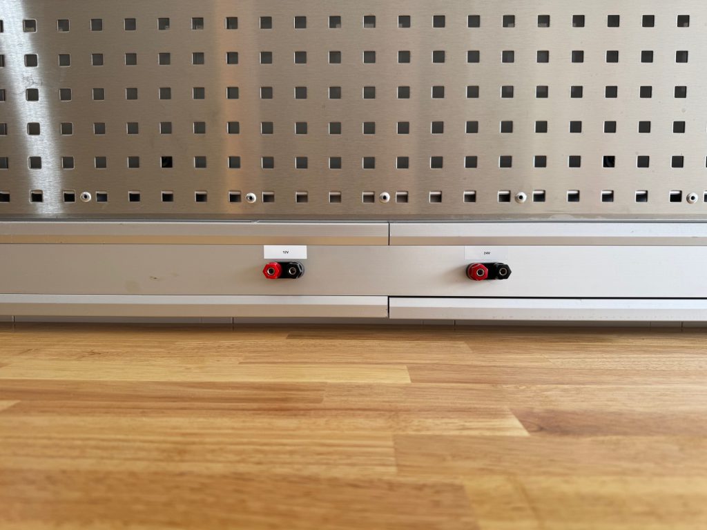 Realisatie vrachtwageninrichting, bedrijfswageninrichting
