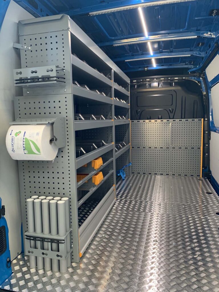 Storevan vloeren en wanden